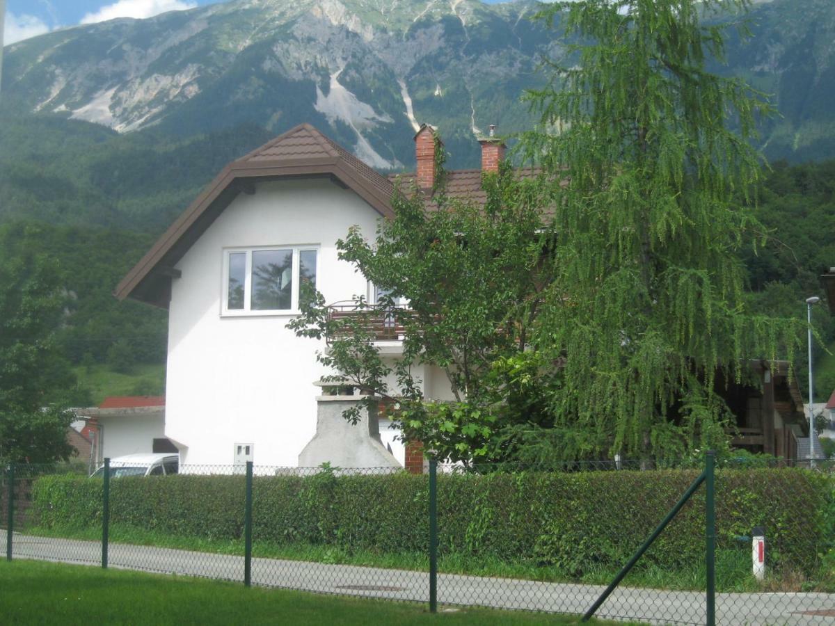 R&G Apartment Zirovnica Exterior photo